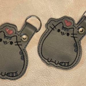Cute Plushy Cat Key Chain – Perfect Gift for Cat Lovers