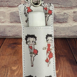 Betty Boop Lip Balm Holder – Retro Cartoon Keychain Sleeve
